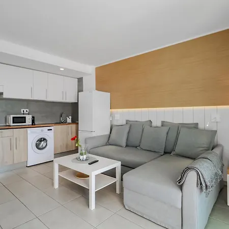 Terracesea 1br Apartment